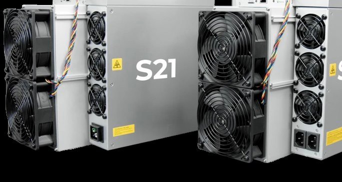 Antminer S21 machines